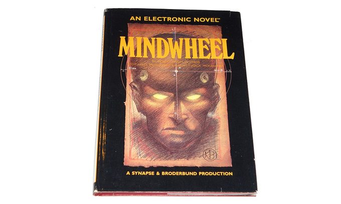 Broderbund respetó la idea original de Wolosenko (y mantuvo el valioso nombre de Synapse en la portada). Las novelas electrónicas se vendían como libros que incluían los diskettes en un sobre adherido a la contratapa. La portada también acredita al escritor y a la programadora.